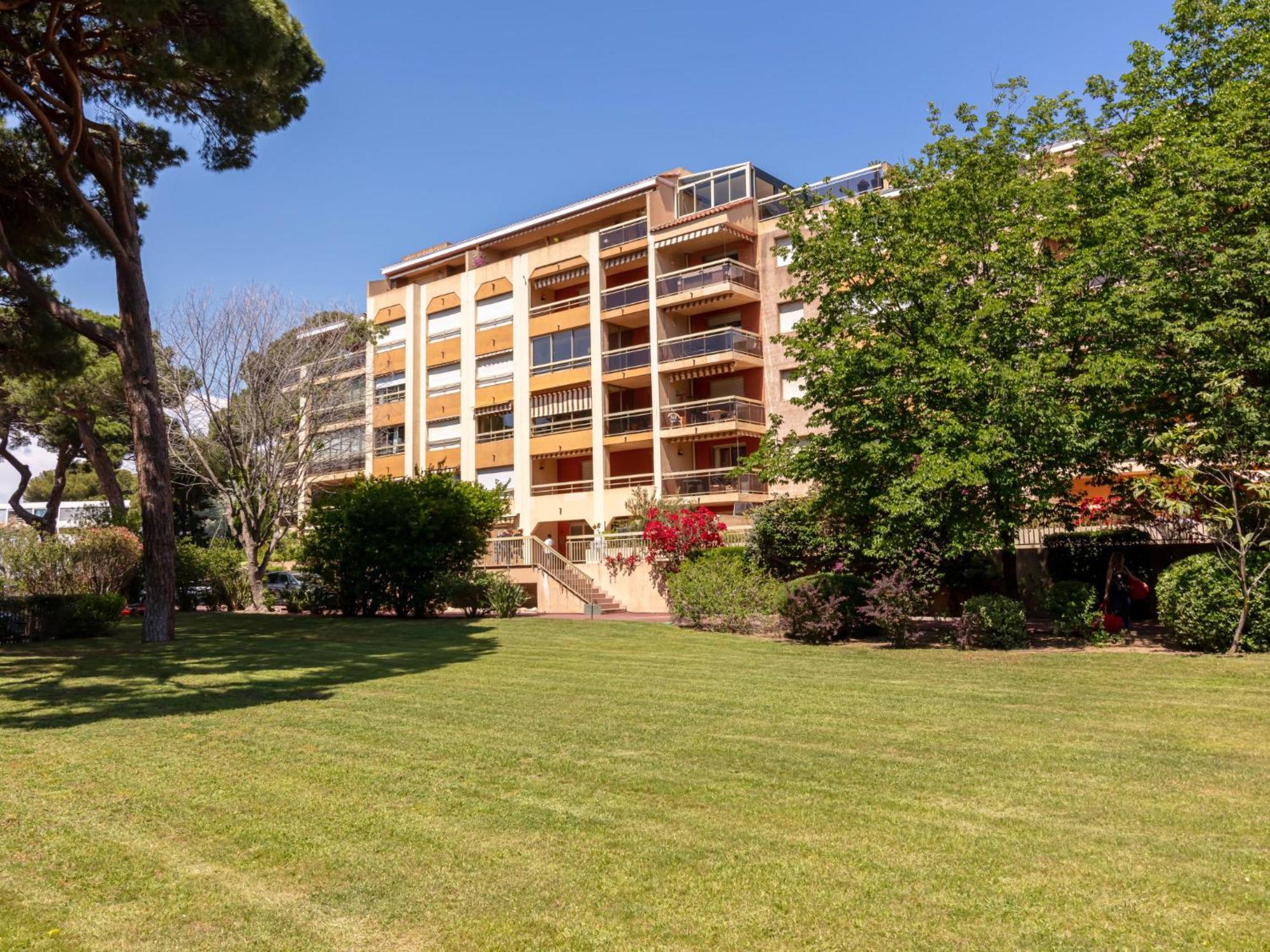 Studio Les Regates-3 By Interhome Hyères Eksteriør bilde